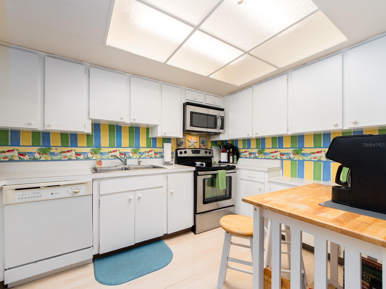 Image 10 of 52 For 1390 Gulf Boulevard 901