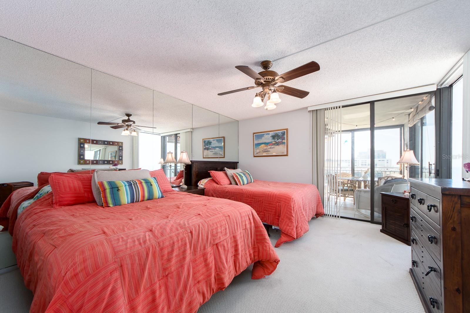 Image 20 of 52 For 1390 Gulf Boulevard 901