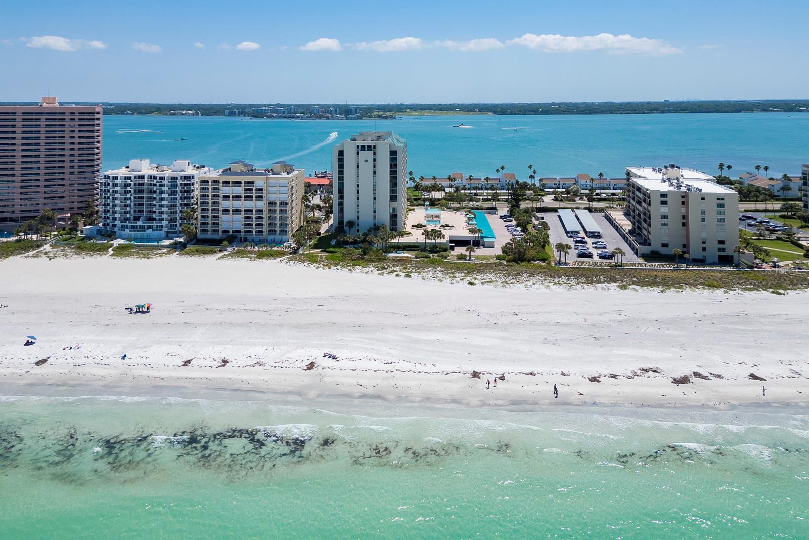 Image 40 of 52 For 1390 Gulf Boulevard 901