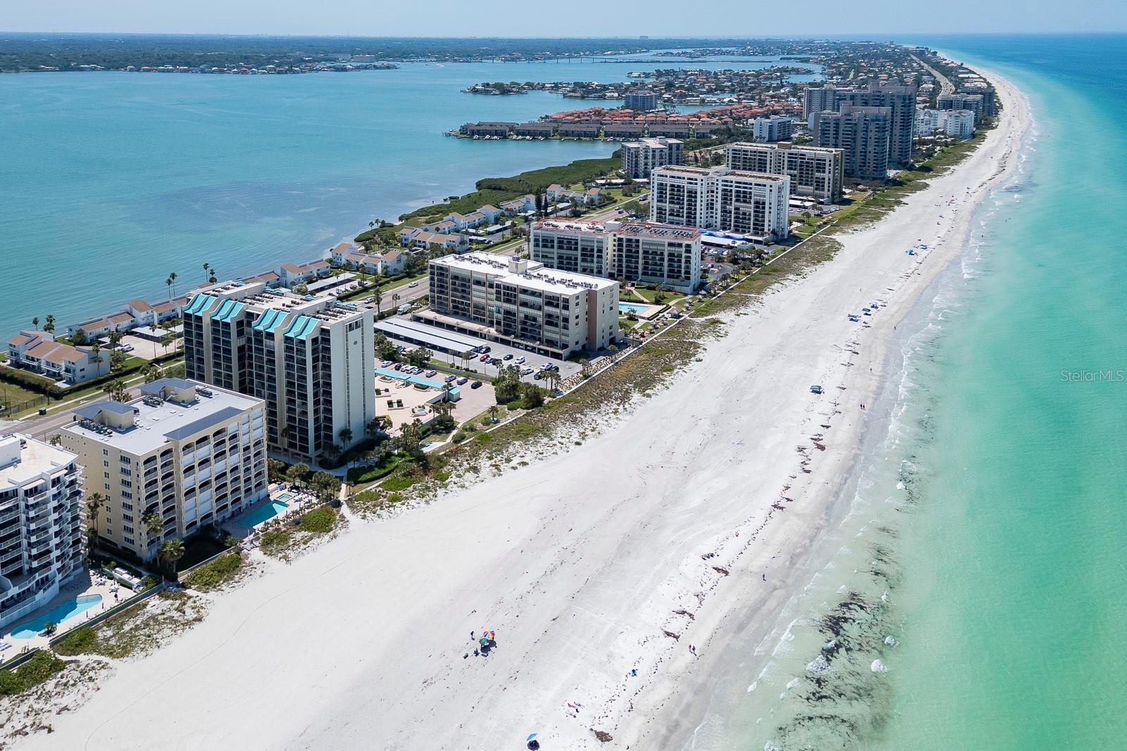 Image 43 of 52 For 1390 Gulf Boulevard 901