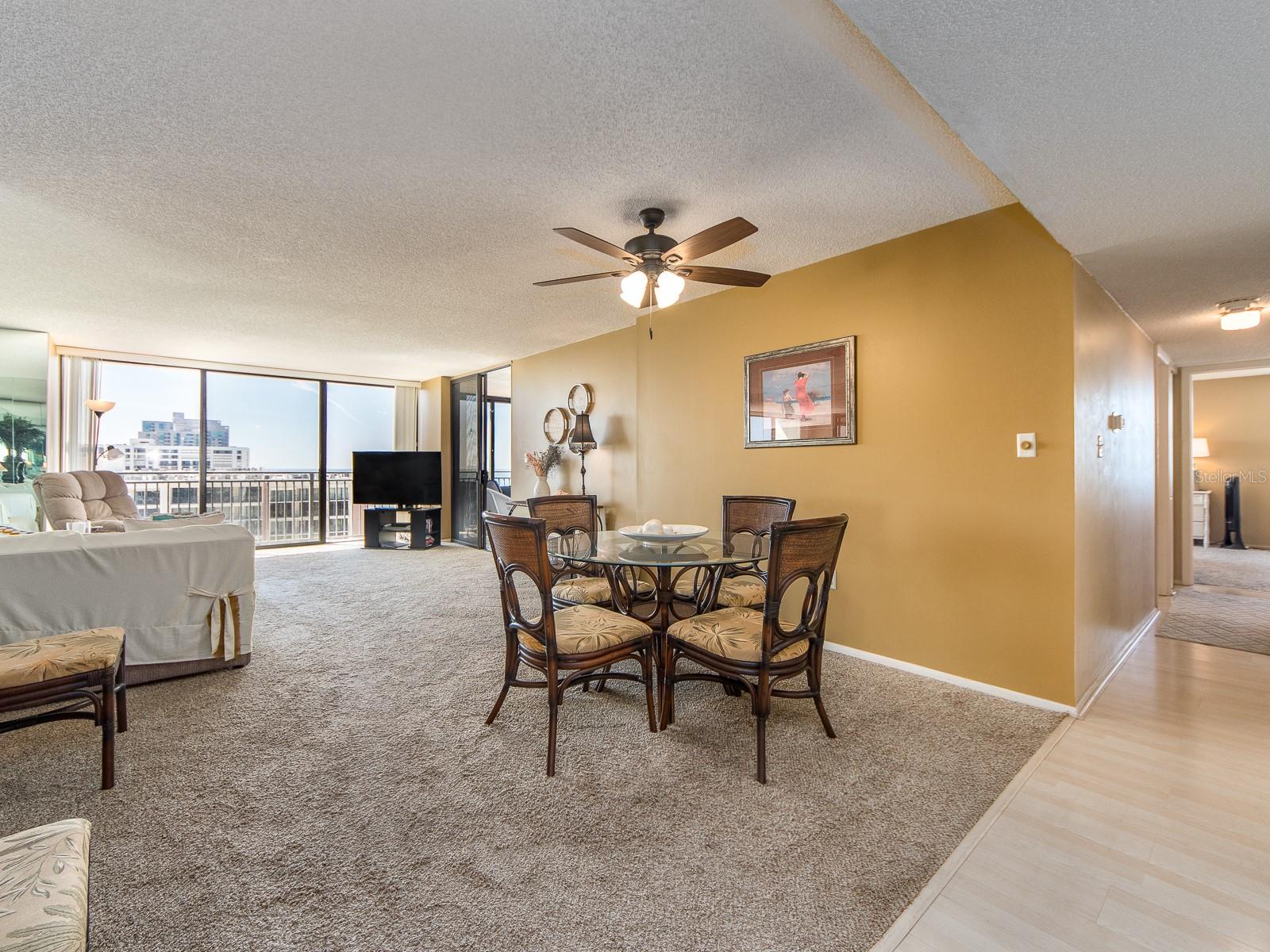 Image 5 of 52 For 1390 Gulf Boulevard 901