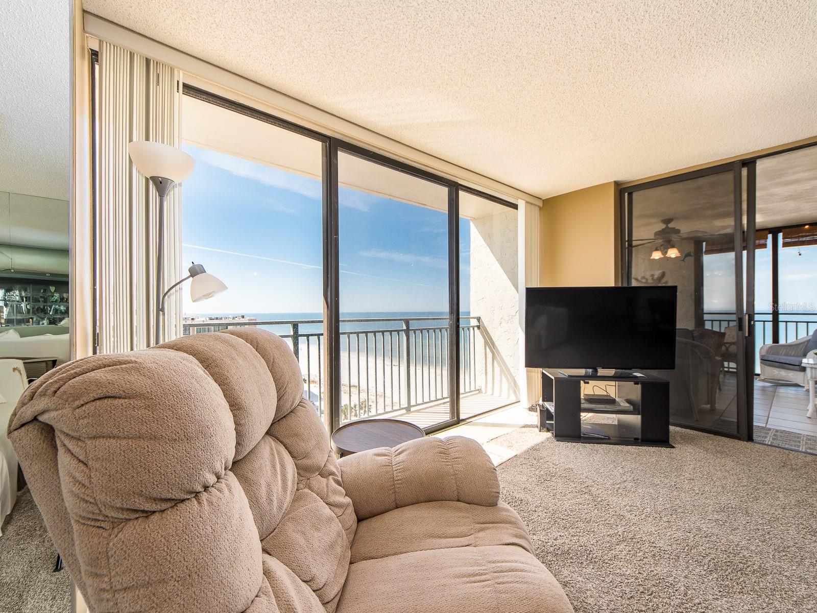 Image 8 of 52 For 1390 Gulf Boulevard 901