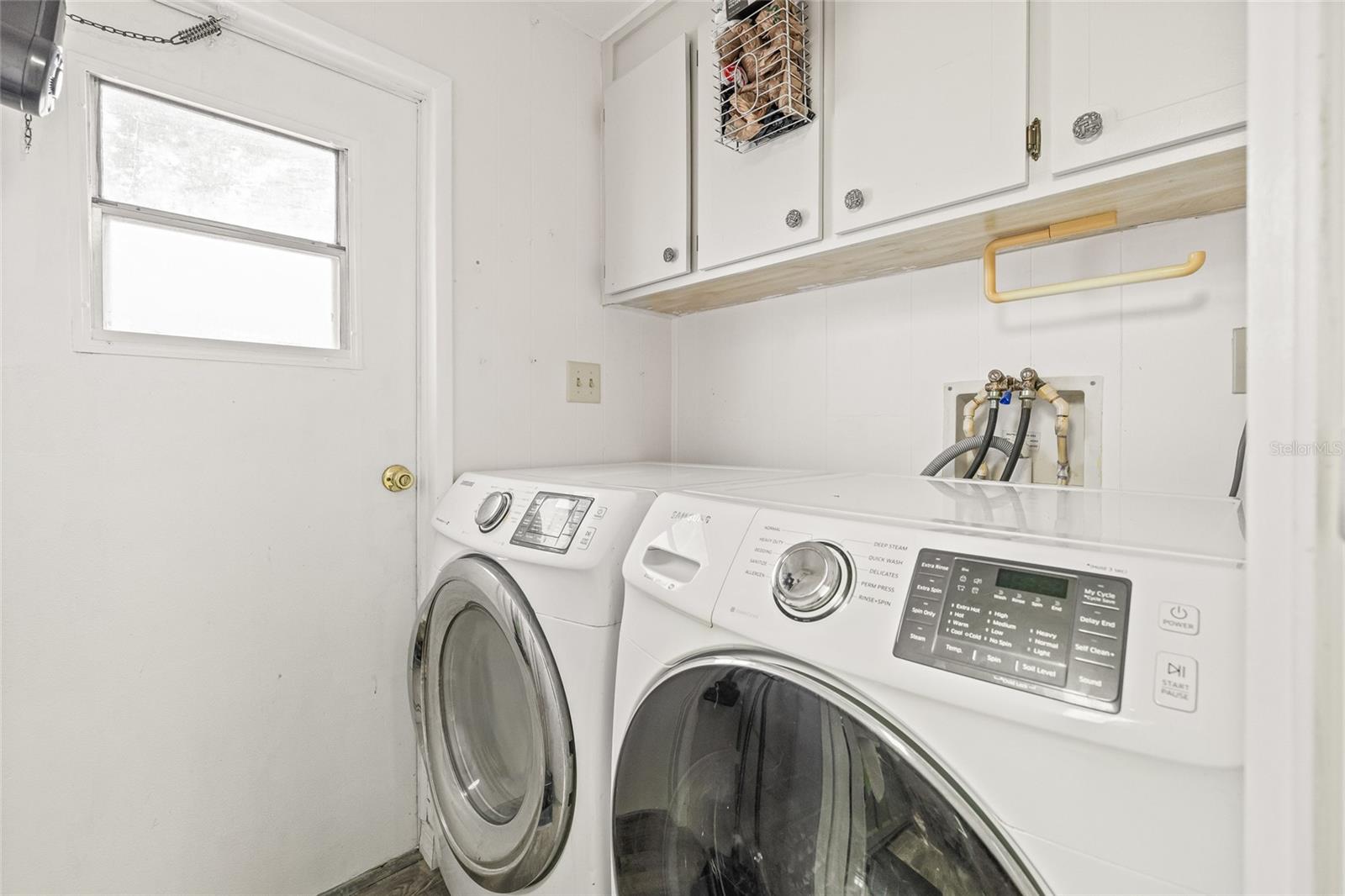 Image 24 of 34 For 1576 Longbow Drive