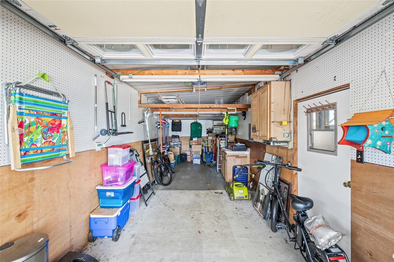 Image 27 of 34 For 1576 Longbow Drive