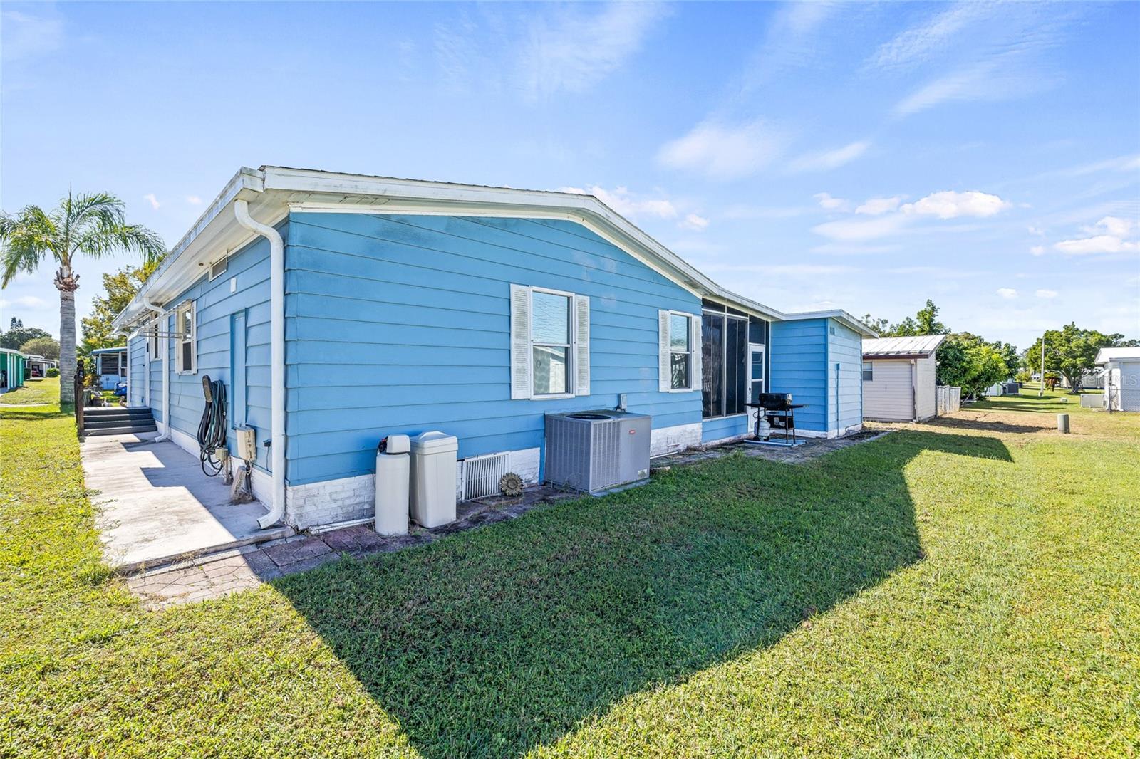 Image 28 of 34 For 1576 Longbow Drive