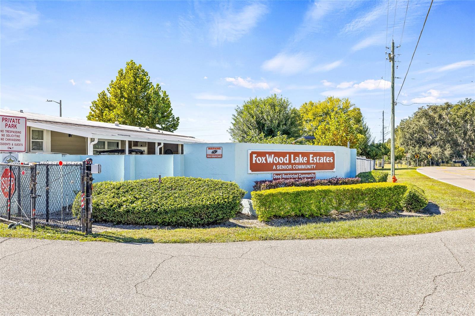 Image 29 of 34 For 1576 Longbow Drive