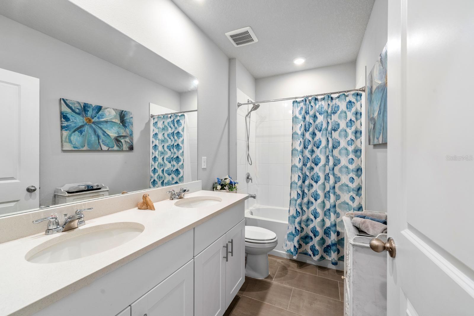 Image 20 of 31 For 3413 Bonsilva Street