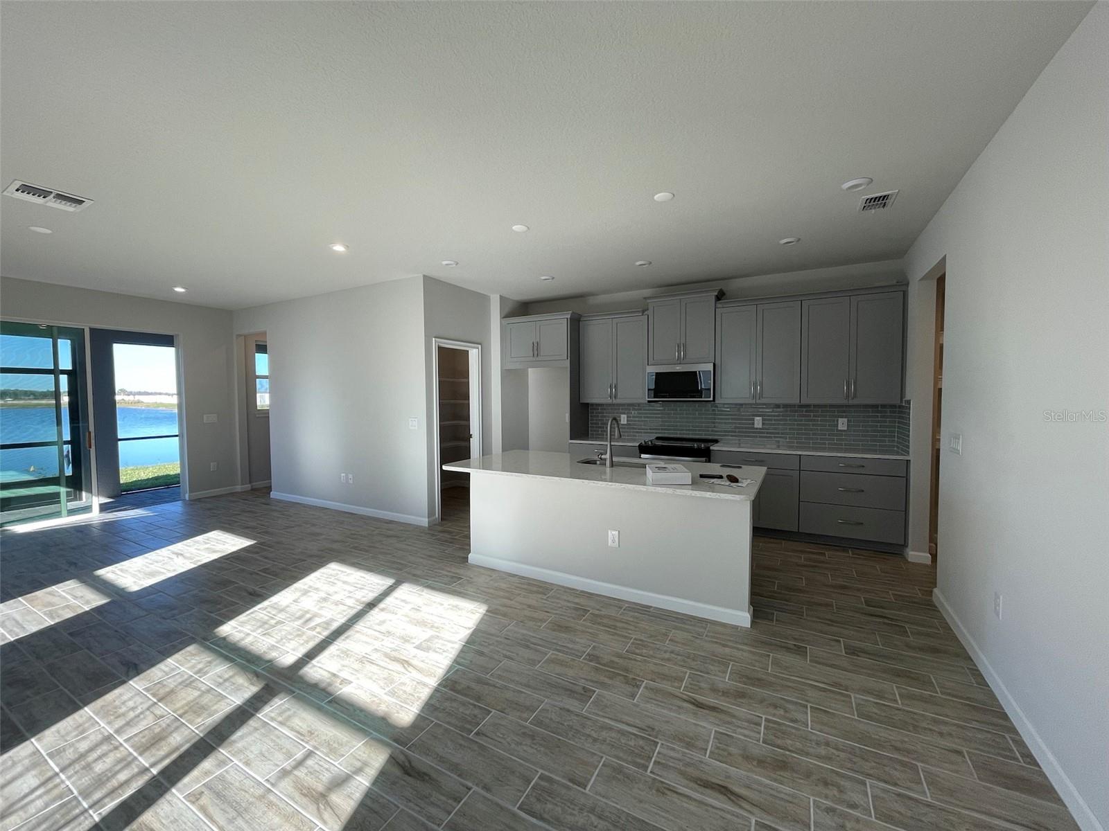 Image 2 of 20 For 2423 Arbor Wind Drive
