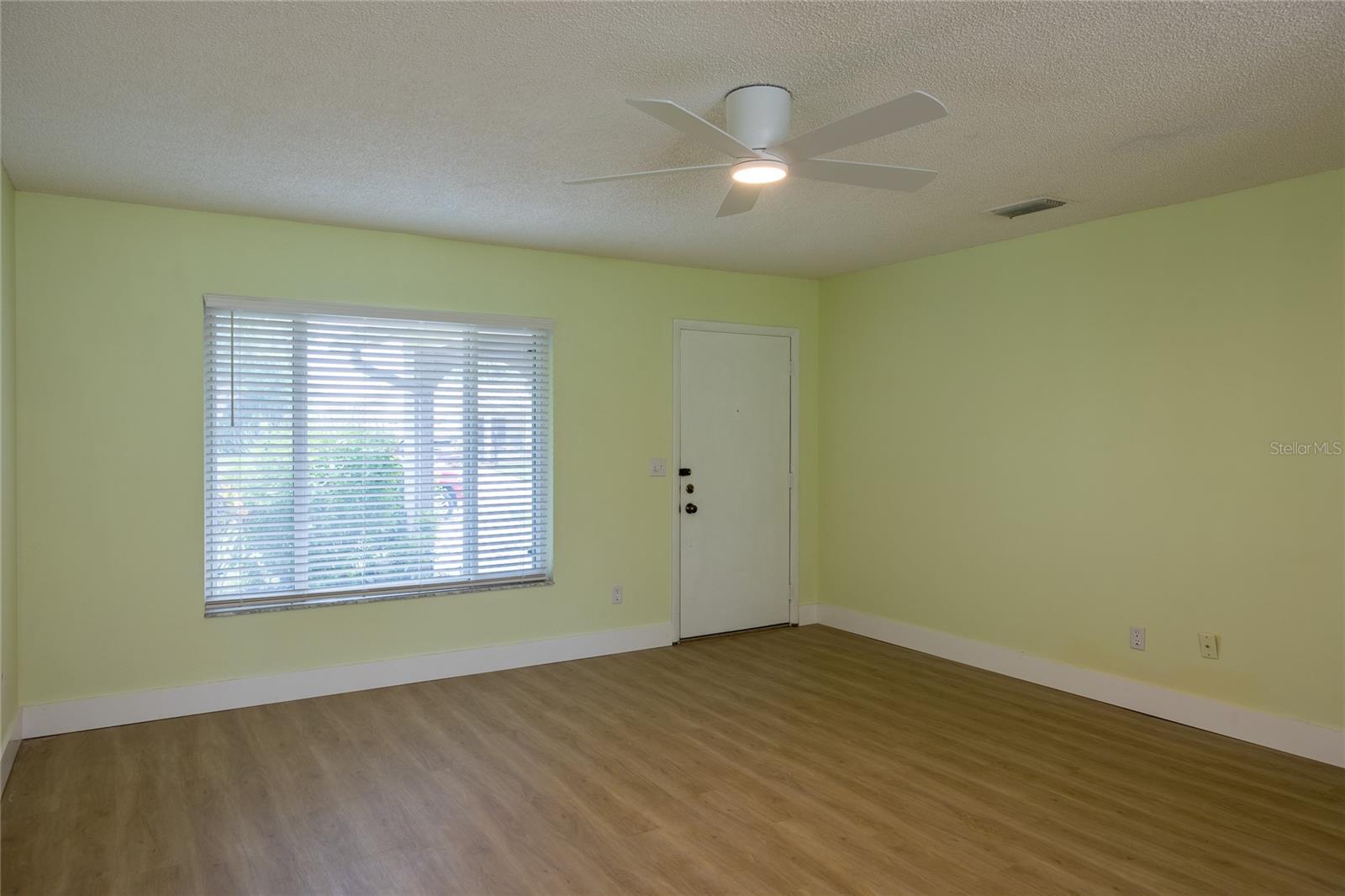Image 5 of 23 For 119 Stafford Drive
