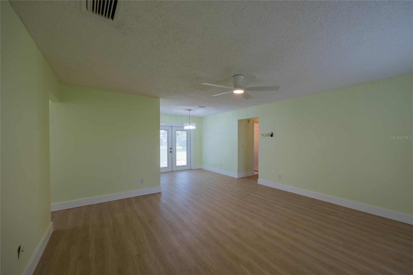 Image 7 of 23 For 119 Stafford Drive
