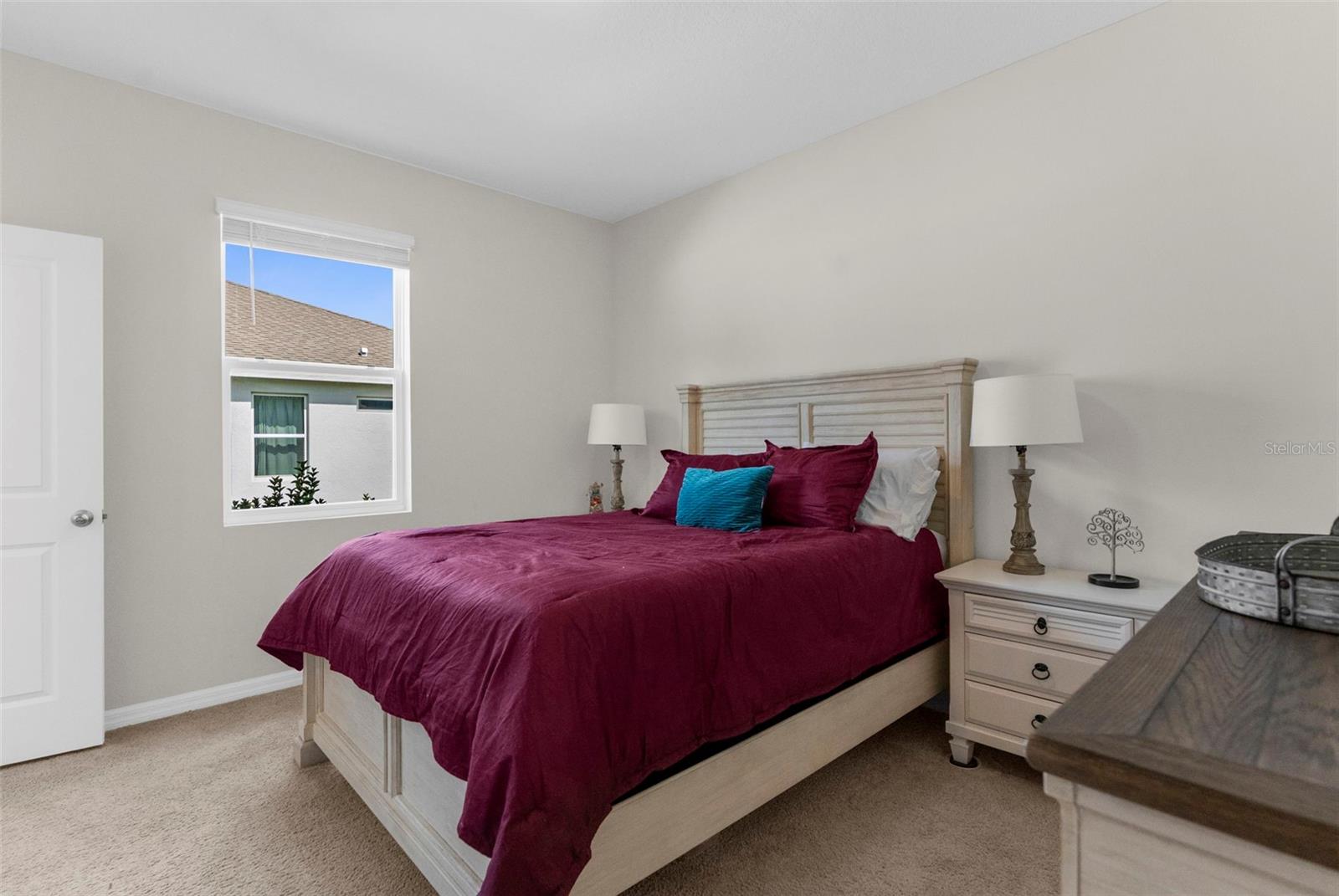 Image 17 of 47 For 13575 Blythewood Drive