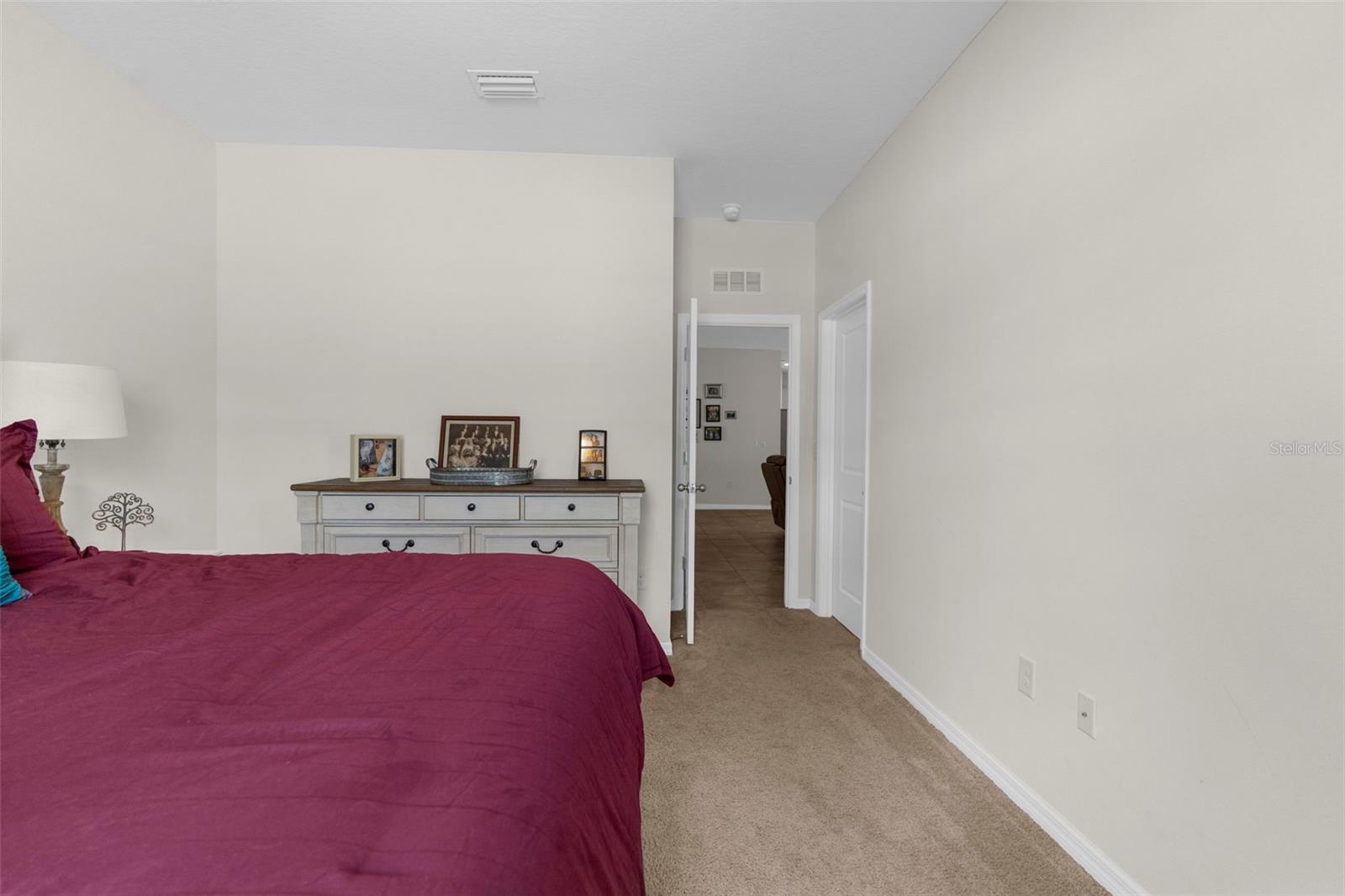 Image 18 of 47 For 13575 Blythewood Drive