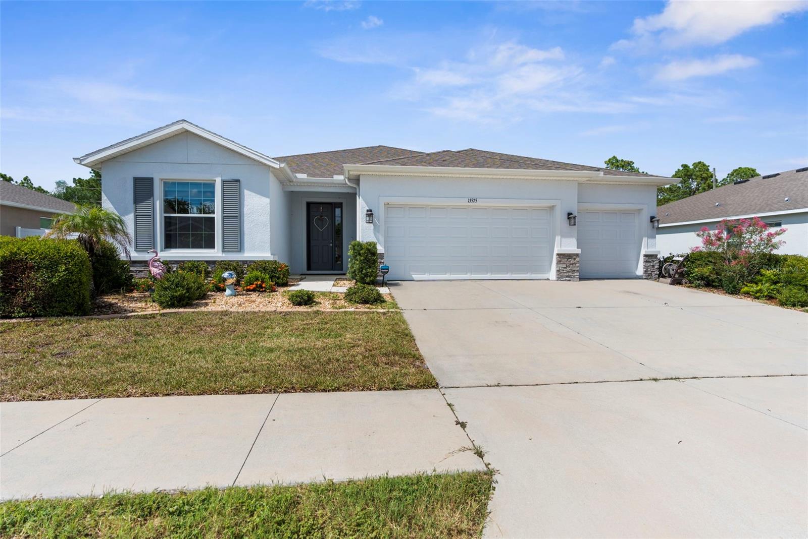 Image 3 of 47 For 13575 Blythewood Drive