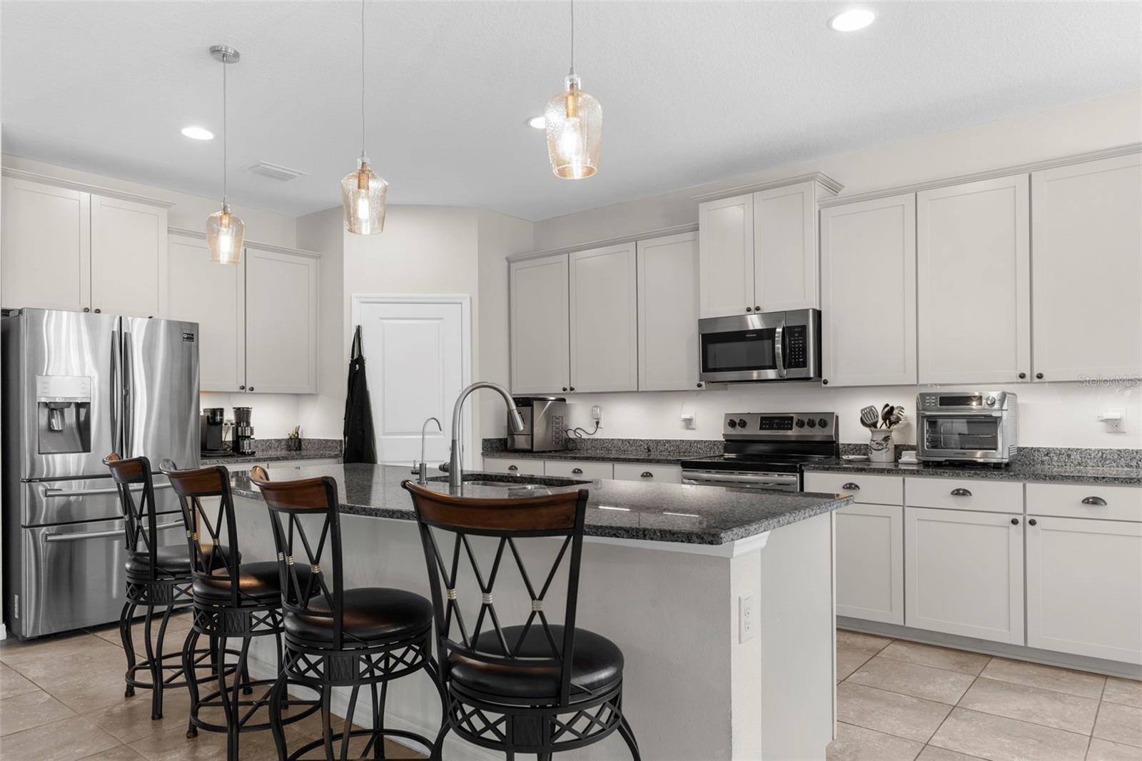 Image 8 of 47 For 13575 Blythewood Drive