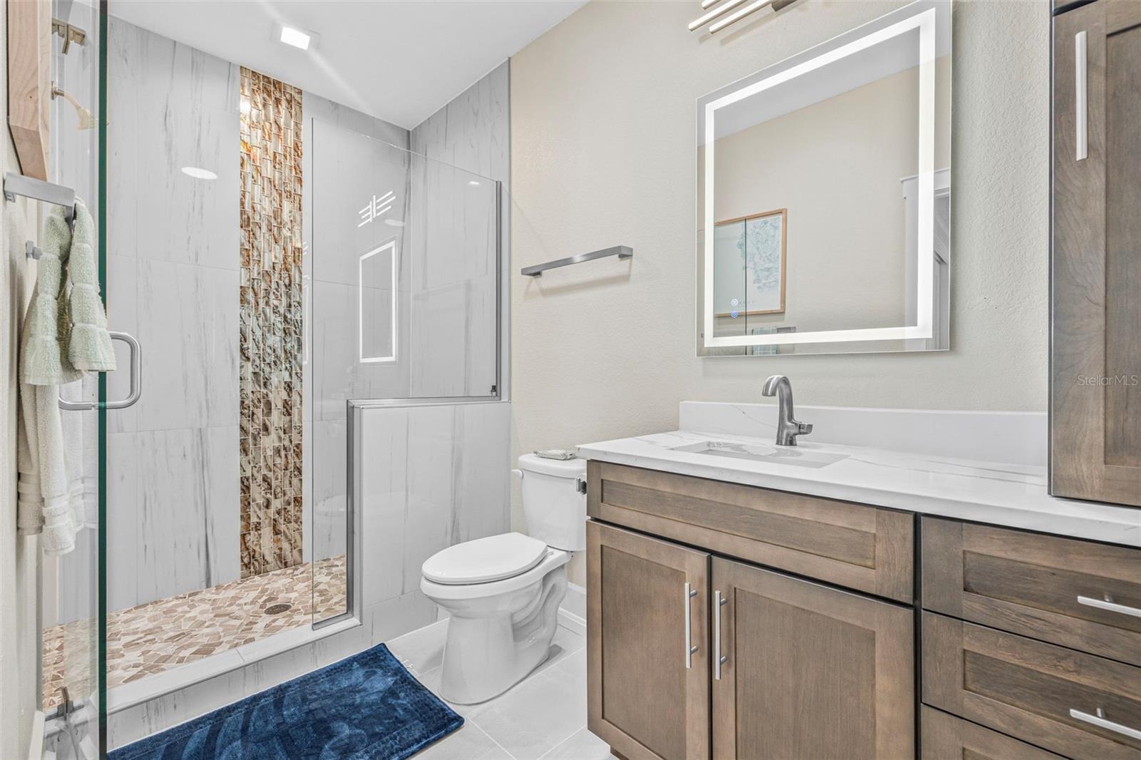 Image 20 of 23 For 2925 2nd Avenue N