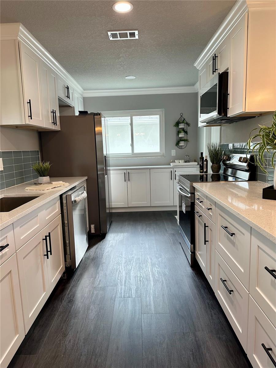 Image 5 of 28 For 4166 96th Terrace N 4166