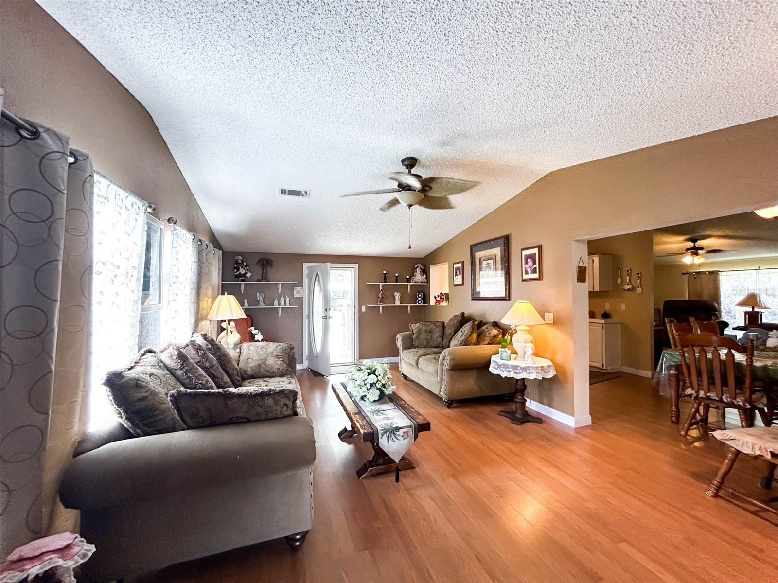 Image 3 of 19 For 10423 Goshawk Drive