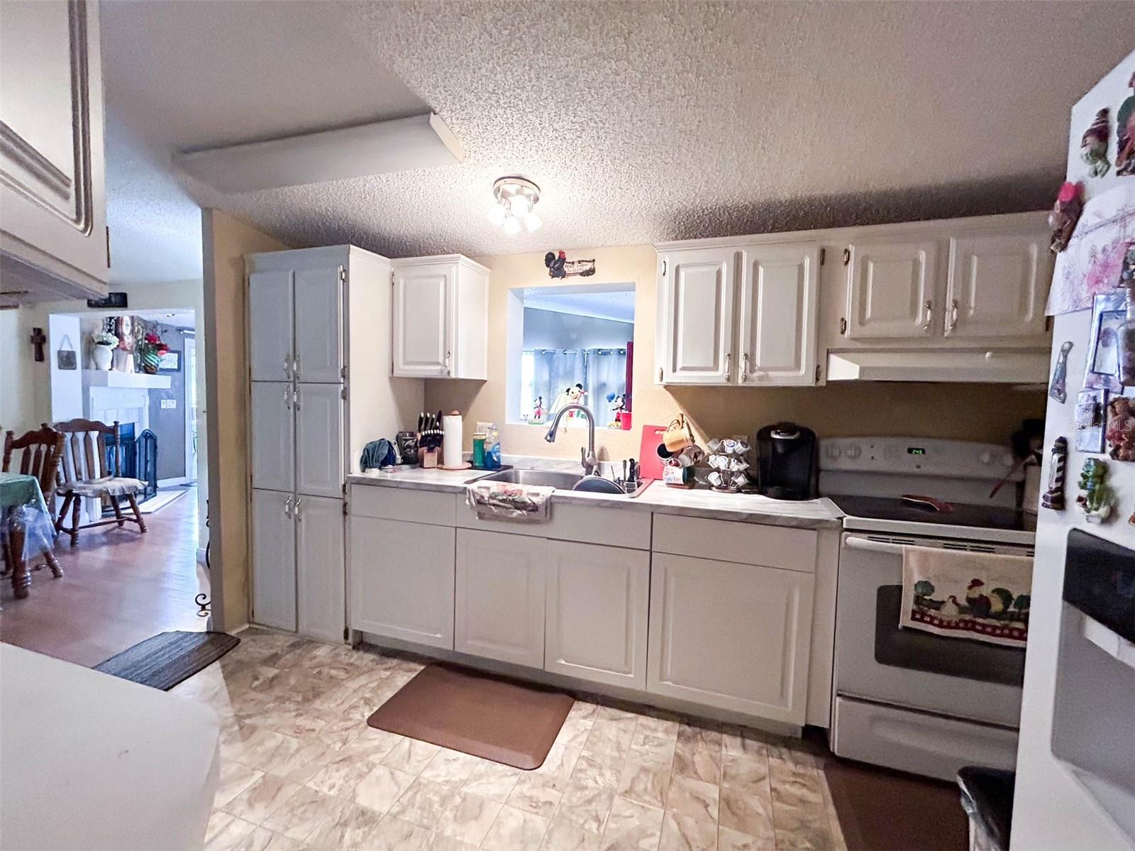 Image 8 of 19 For 10423 Goshawk Drive