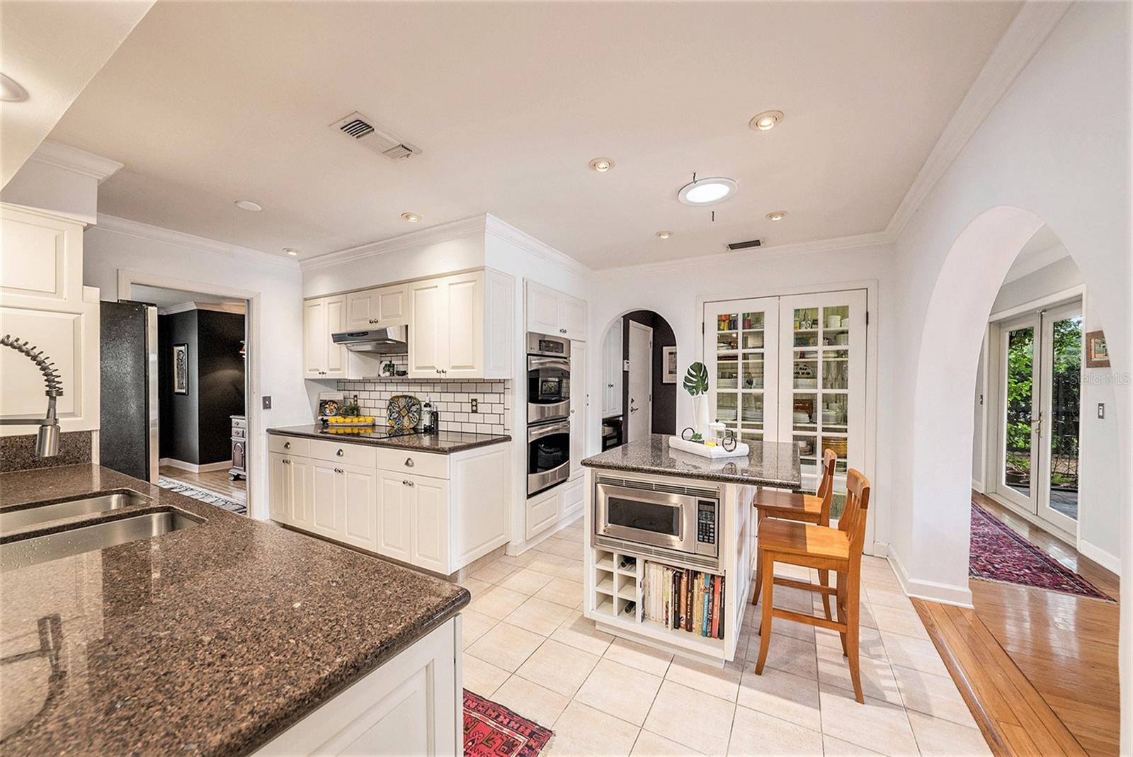 Image 13 of 45 For 10415 Butia Place