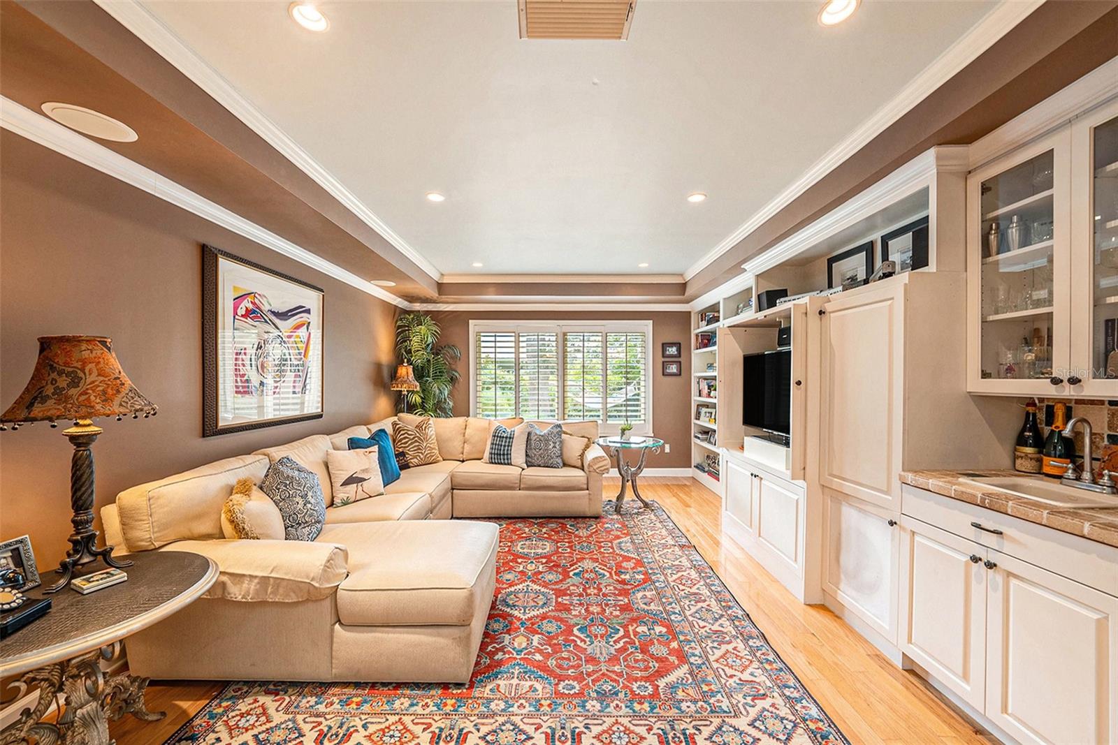 Image 17 of 45 For 10415 Butia Place