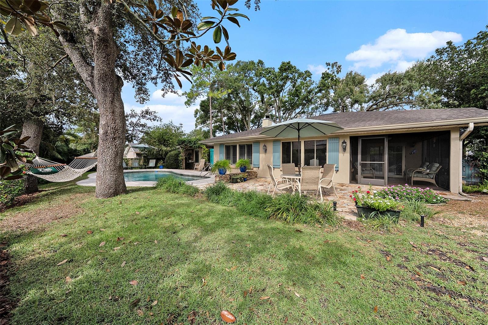 Image 32 of 45 For 10415 Butia Place