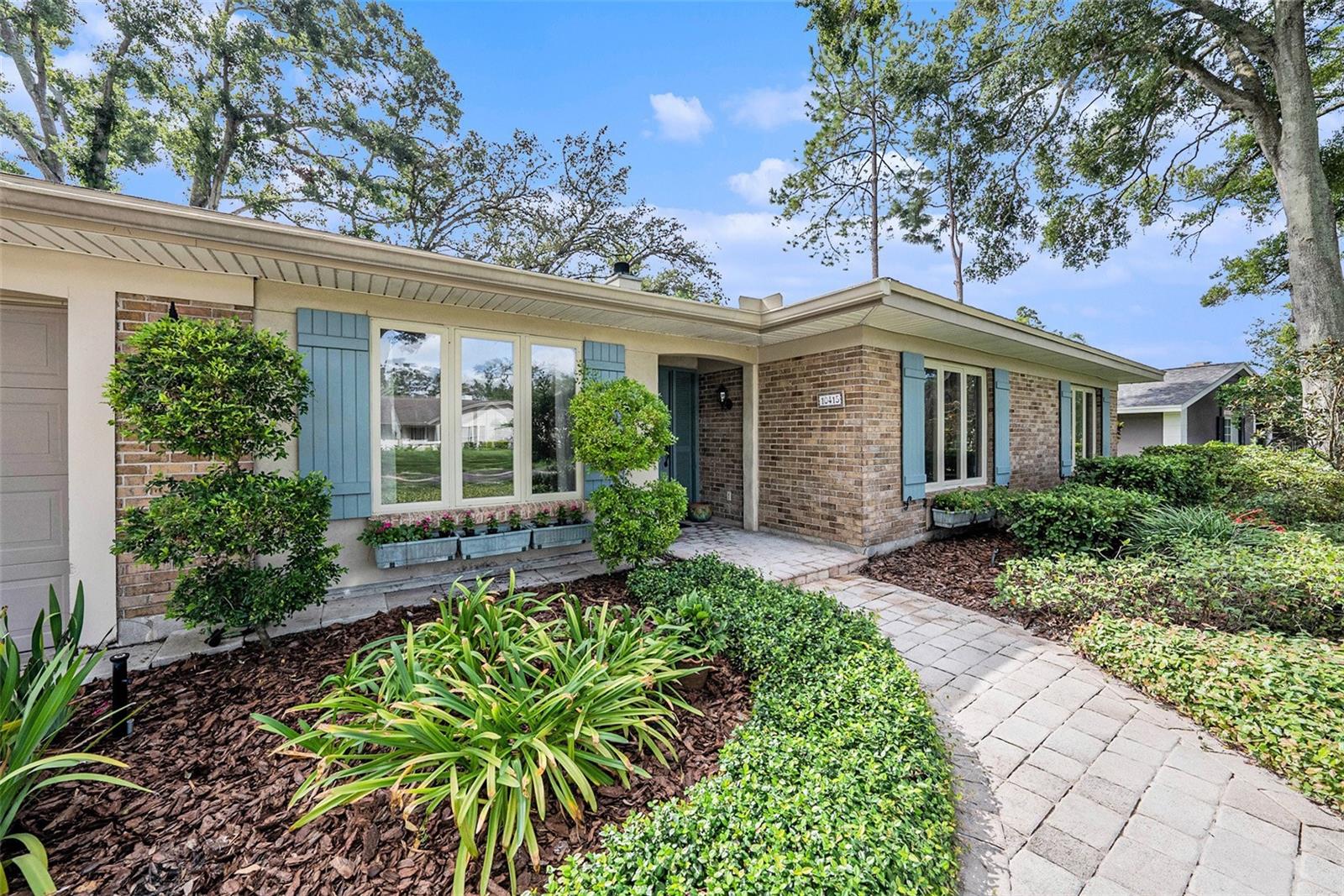 Image 33 of 45 For 10415 Butia Place