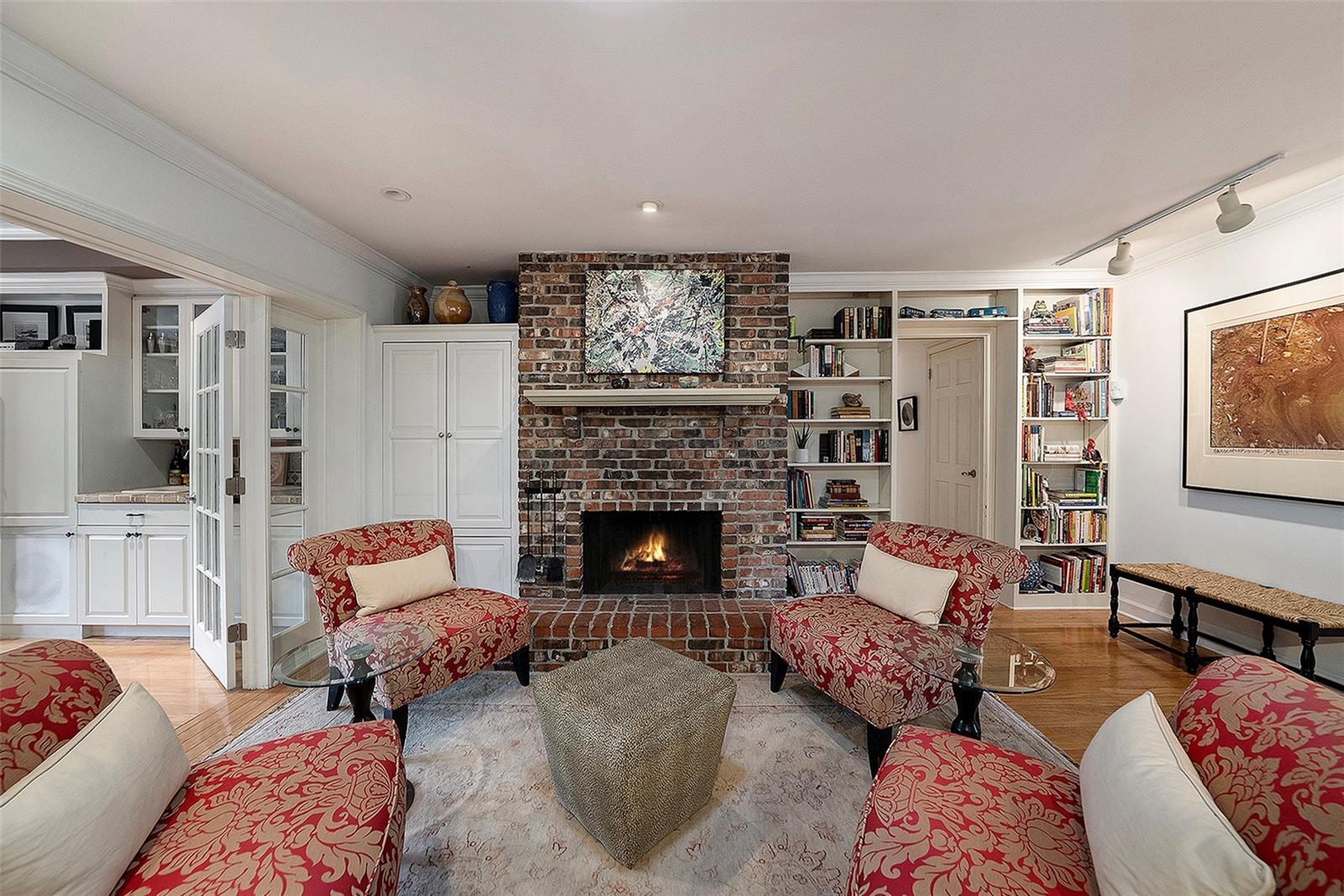 Image 9 of 45 For 10415 Butia Place