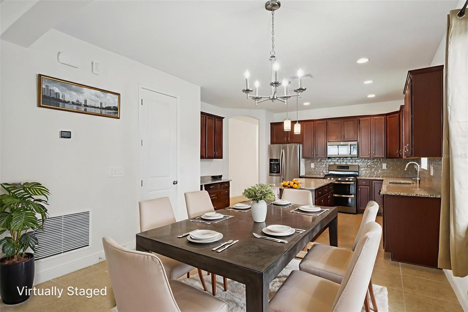 Image 14 of 35 For 1214 Florablu Drive