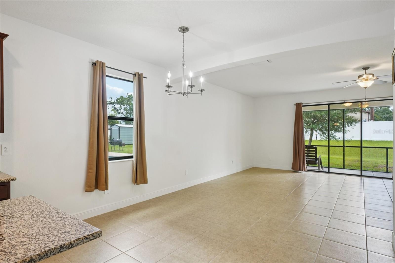 Image 7 of 35 For 1214 Florablu Drive