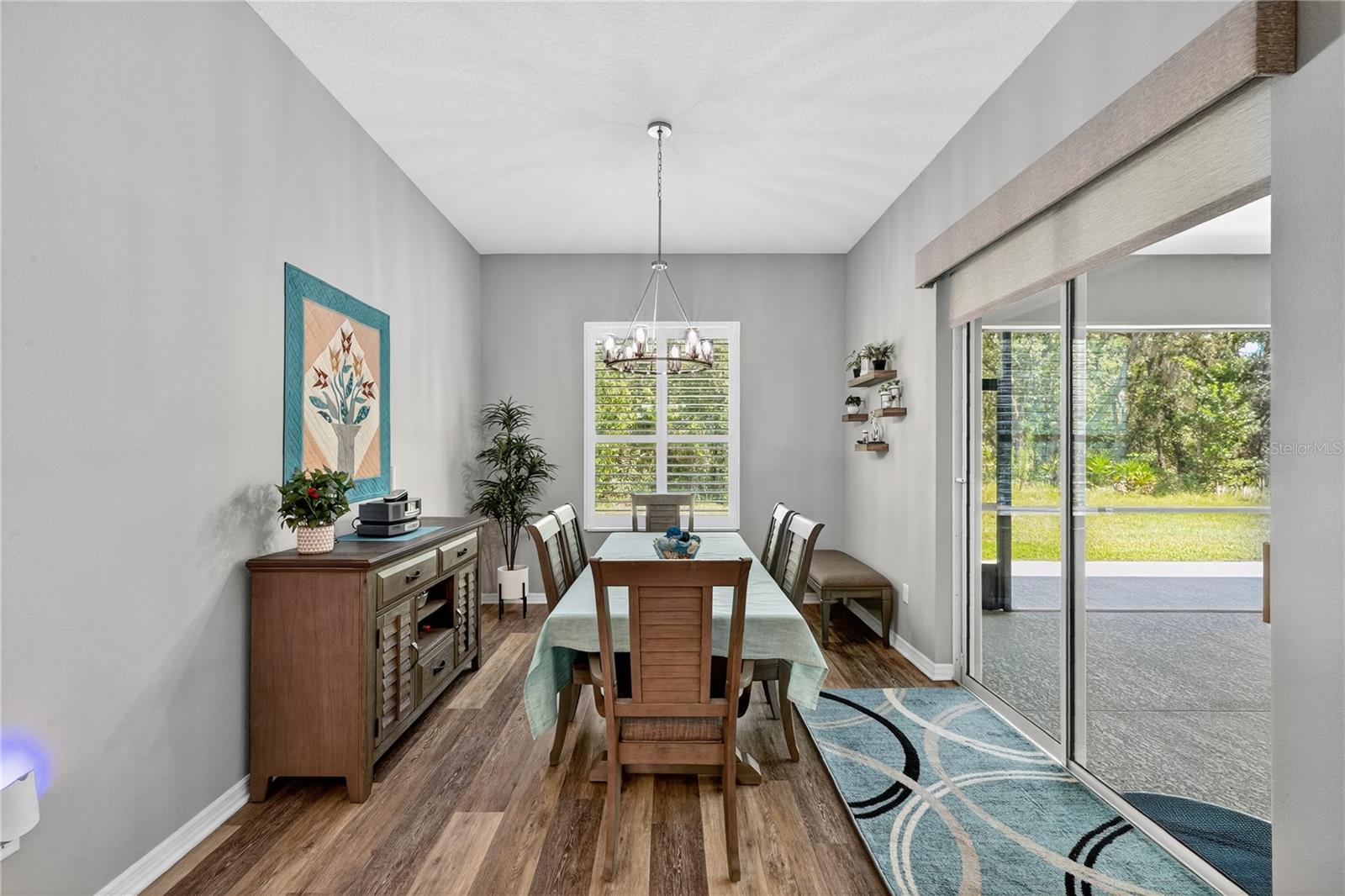 Image 7 of 37 For 17 Plumbago Court