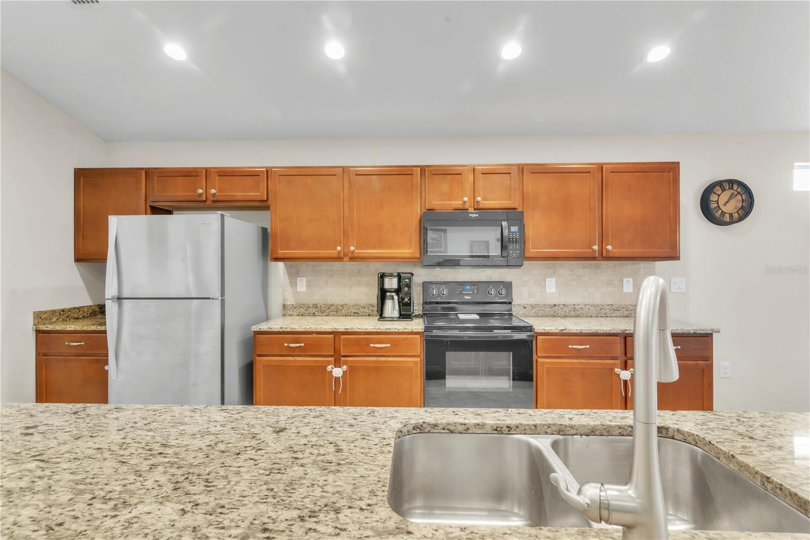 Image 10 of 33 For 3703 Peregrine Way