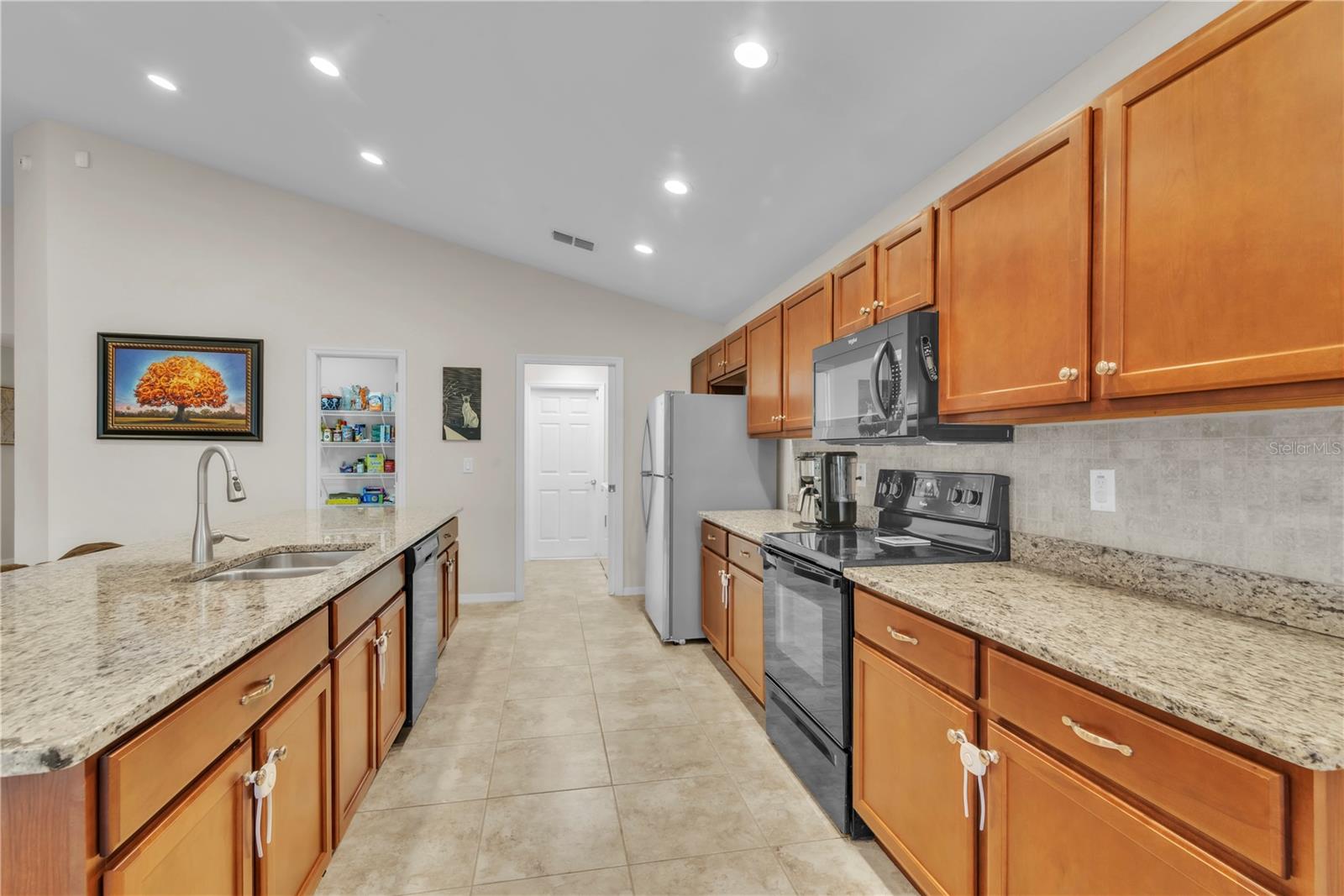 Image 8 of 33 For 3703 Peregrine Way