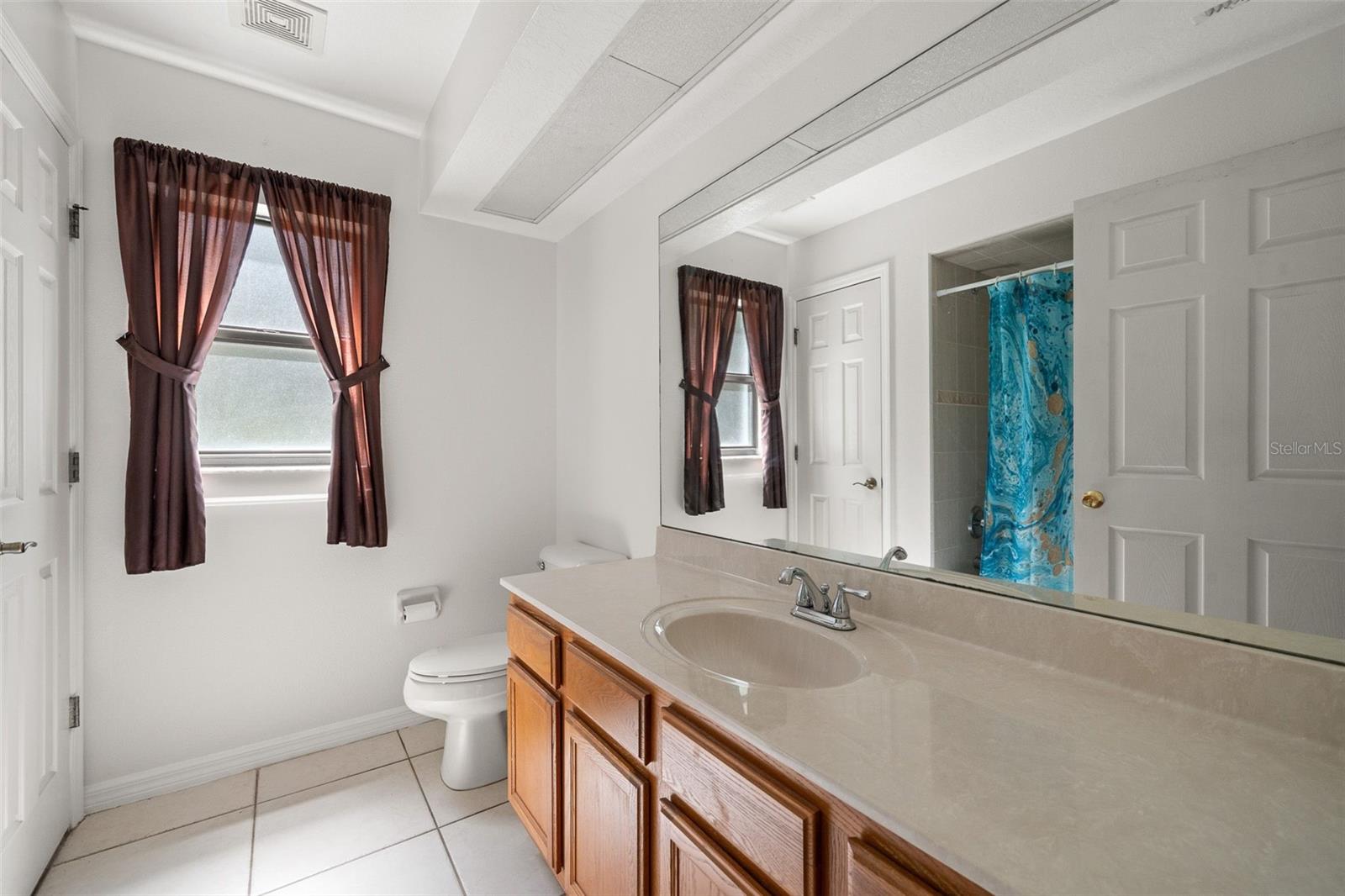 Listing photo id 25 for 19 Foxglove Court