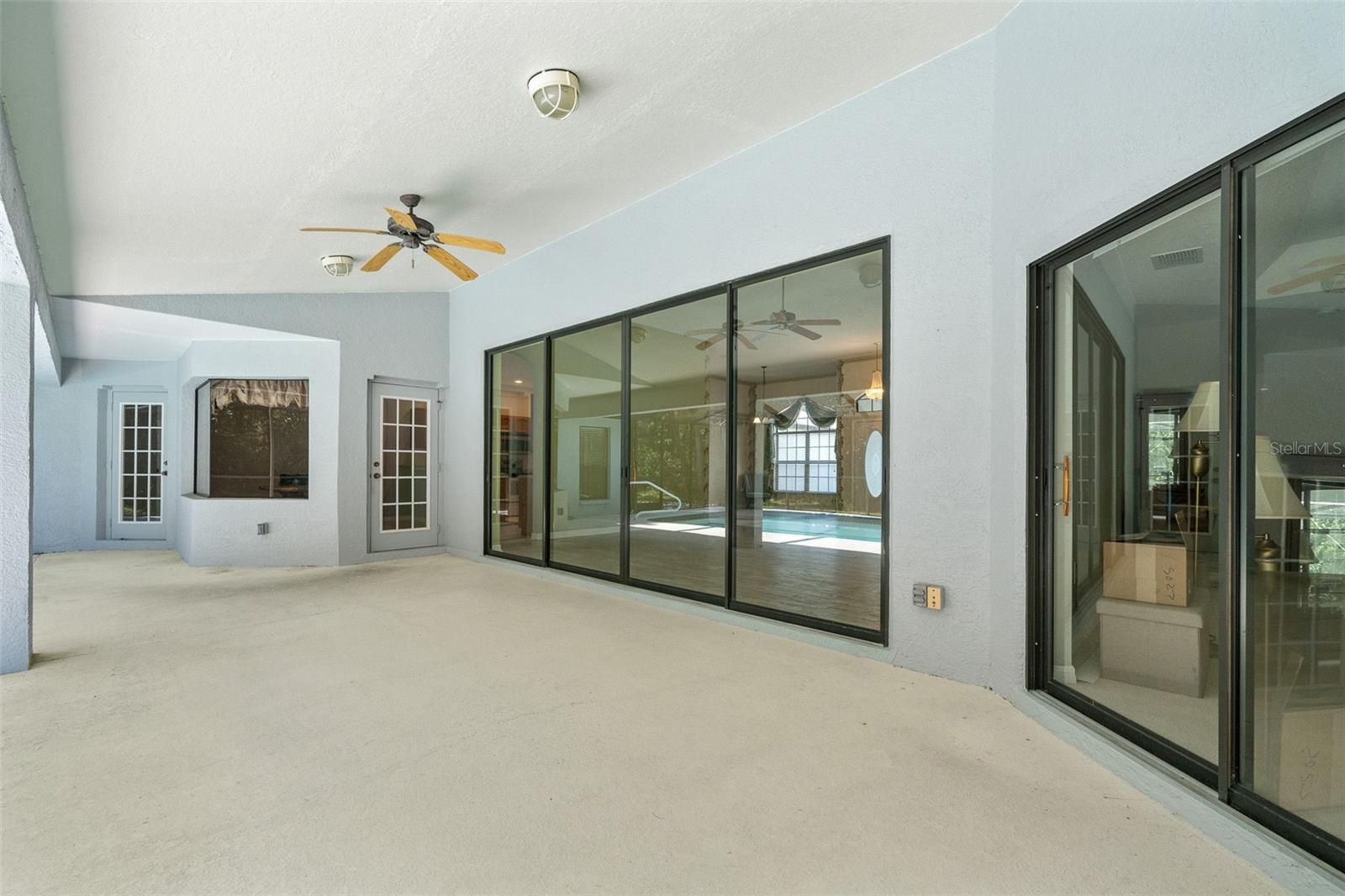 Listing photo id 29 for 19 Foxglove Court