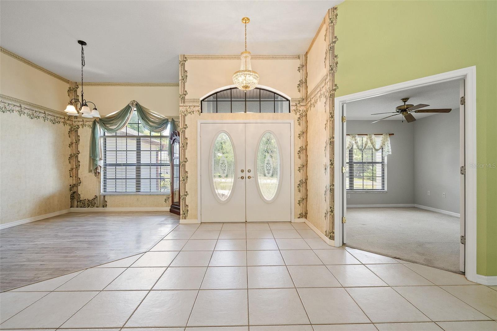 Listing photo id 3 for 19 Foxglove Court