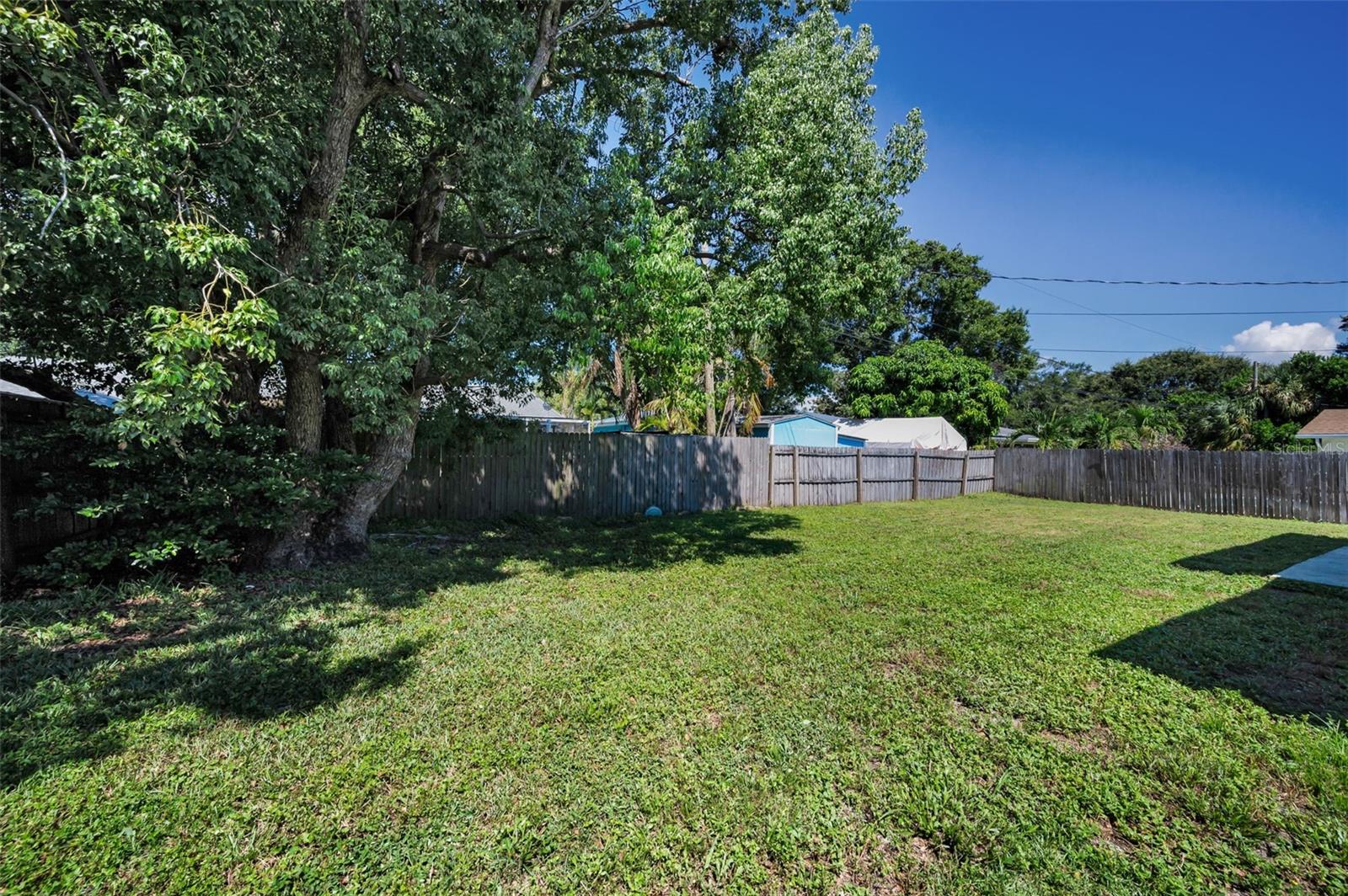 Image 36 of 43 For 1866 Murray Avenue