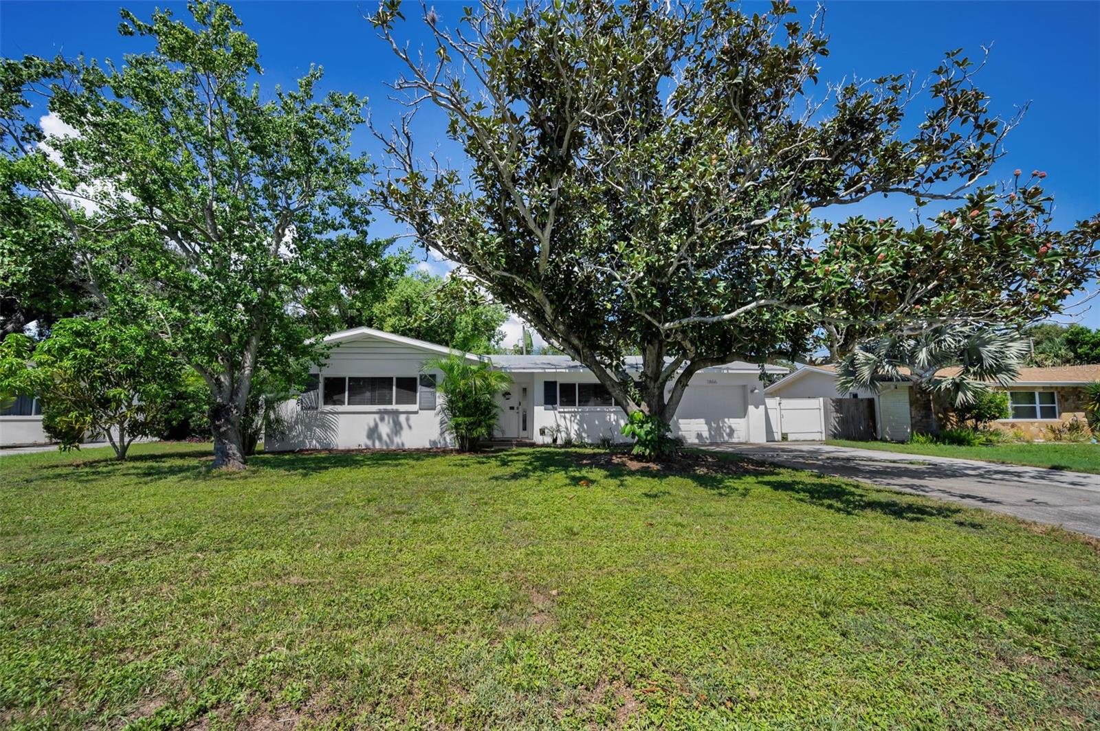 Image 41 of 43 For 1866 Murray Avenue