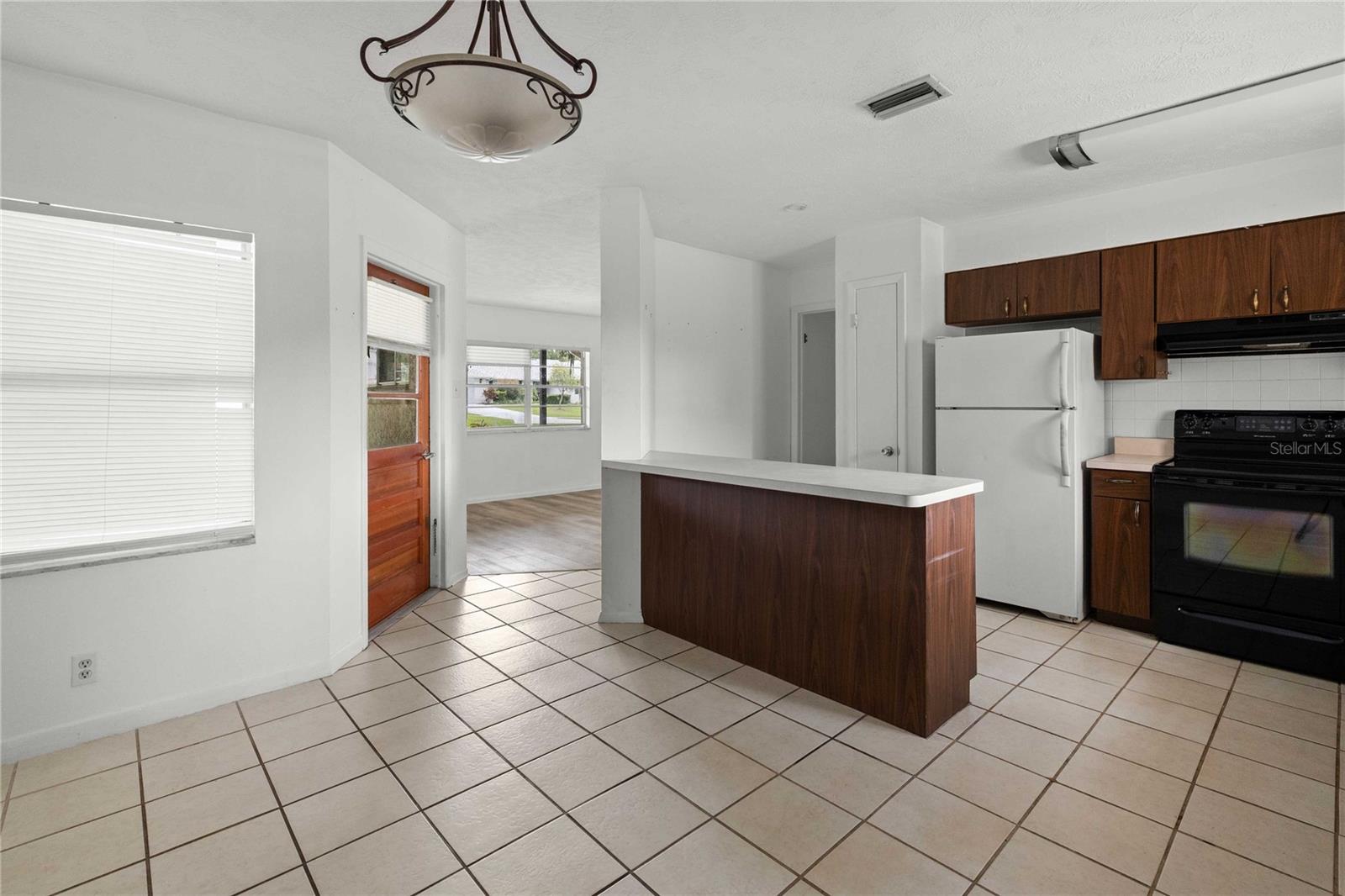 Image 13 of 43 For 13351 10th Street