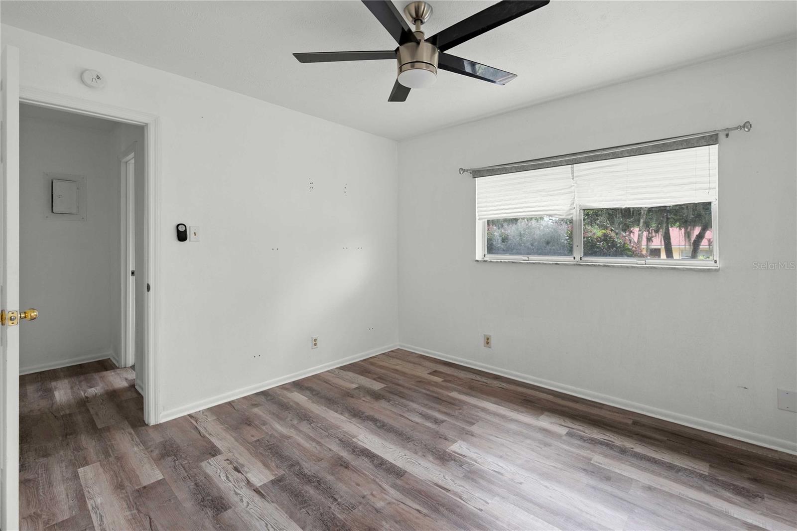 Image 25 of 43 For 13351 10th Street