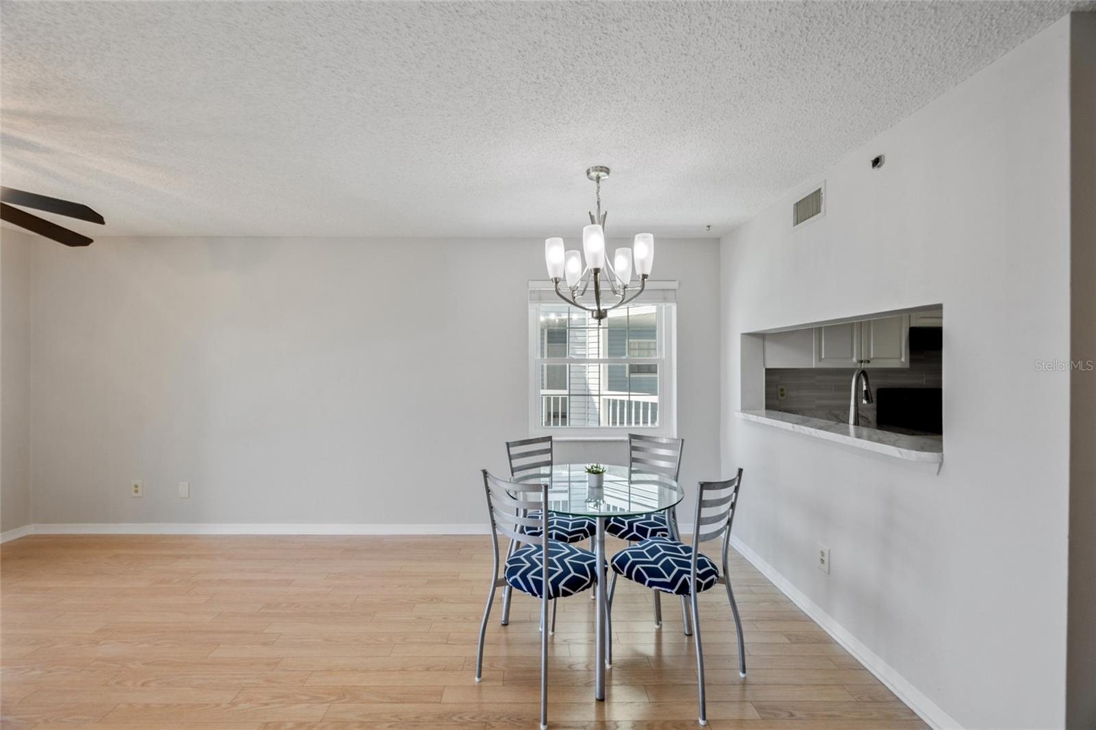 Image 3 of 30 For 6810 Stones Throw Circle N 13209