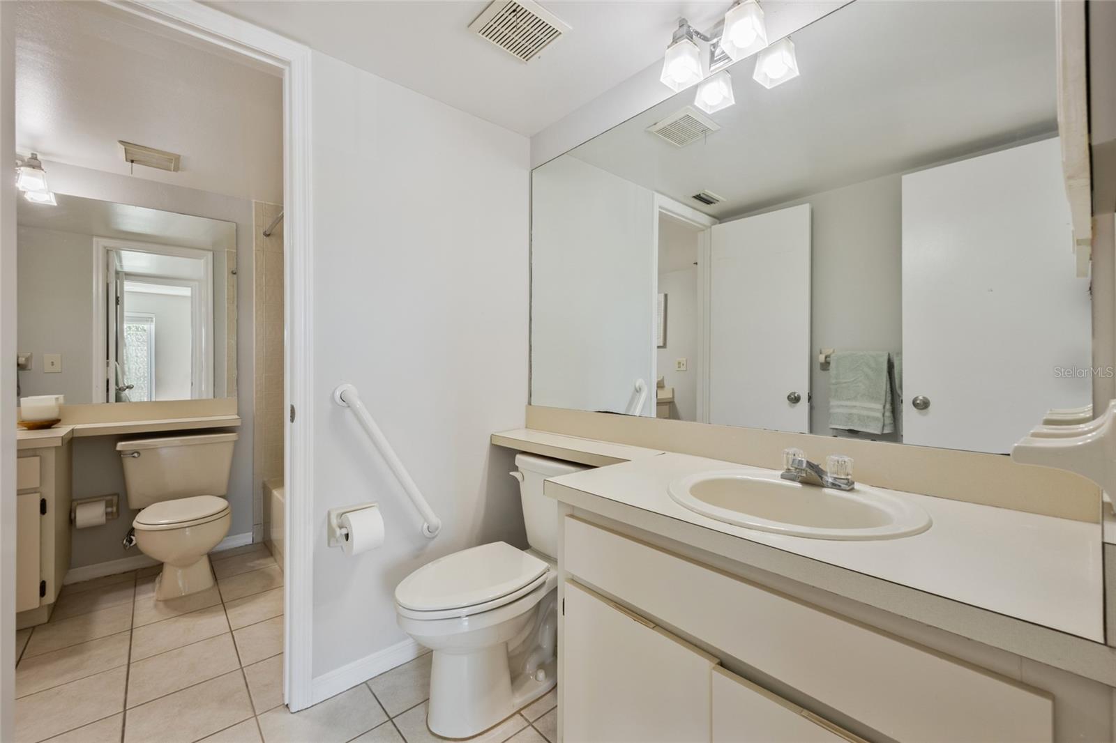 Image 8 of 30 For 6810 Stones Throw Circle N 13209