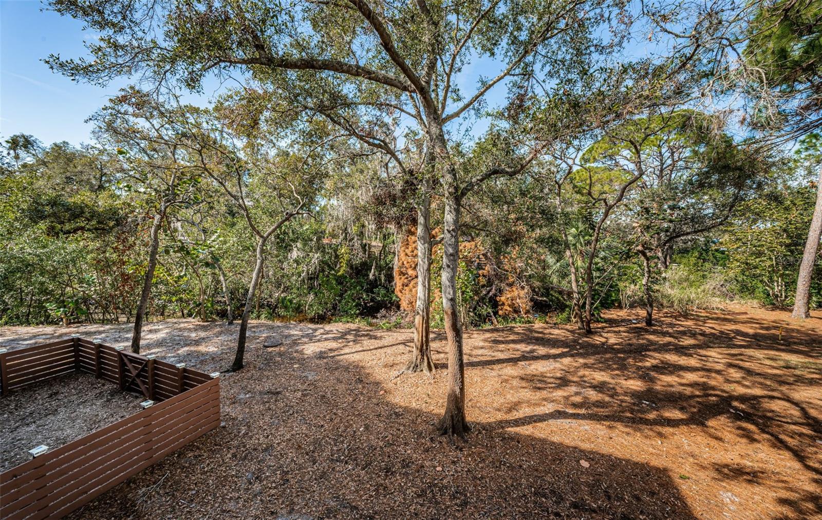 Image 17 of 37 For 514 Ryans Woods Lane