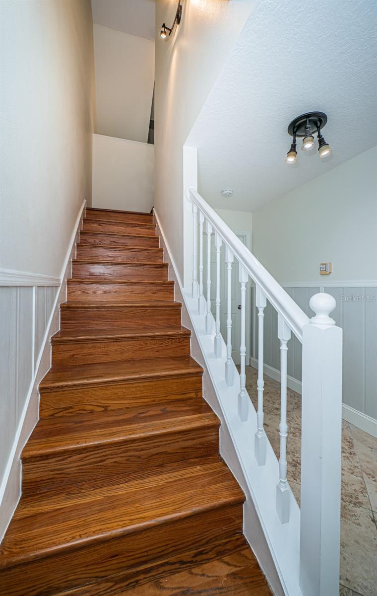 Image 6 of 37 For 514 Ryans Woods Lane
