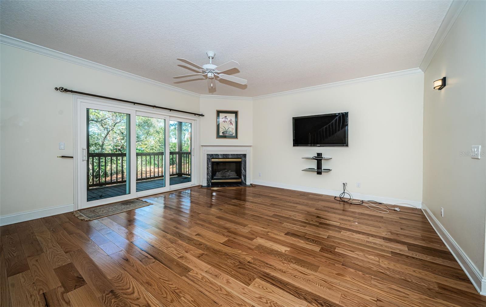 Image 7 of 37 For 514 Ryans Woods Lane
