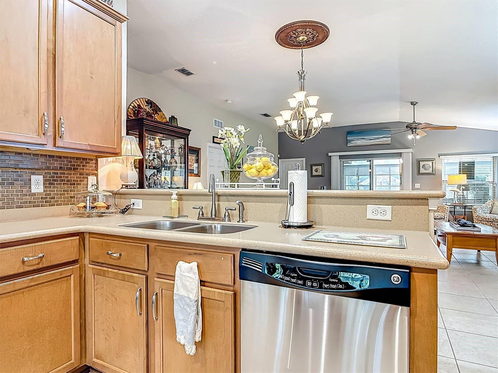 Image 19 of 54 For 3454 Velona Avenue