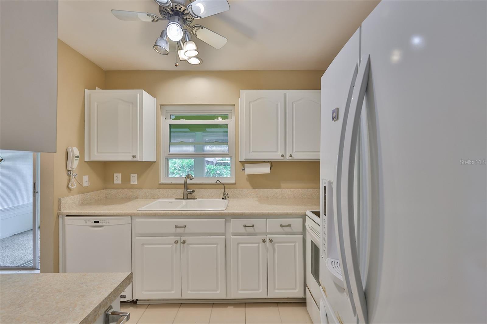 Image 14 of 36 For 2206 Horsham Place