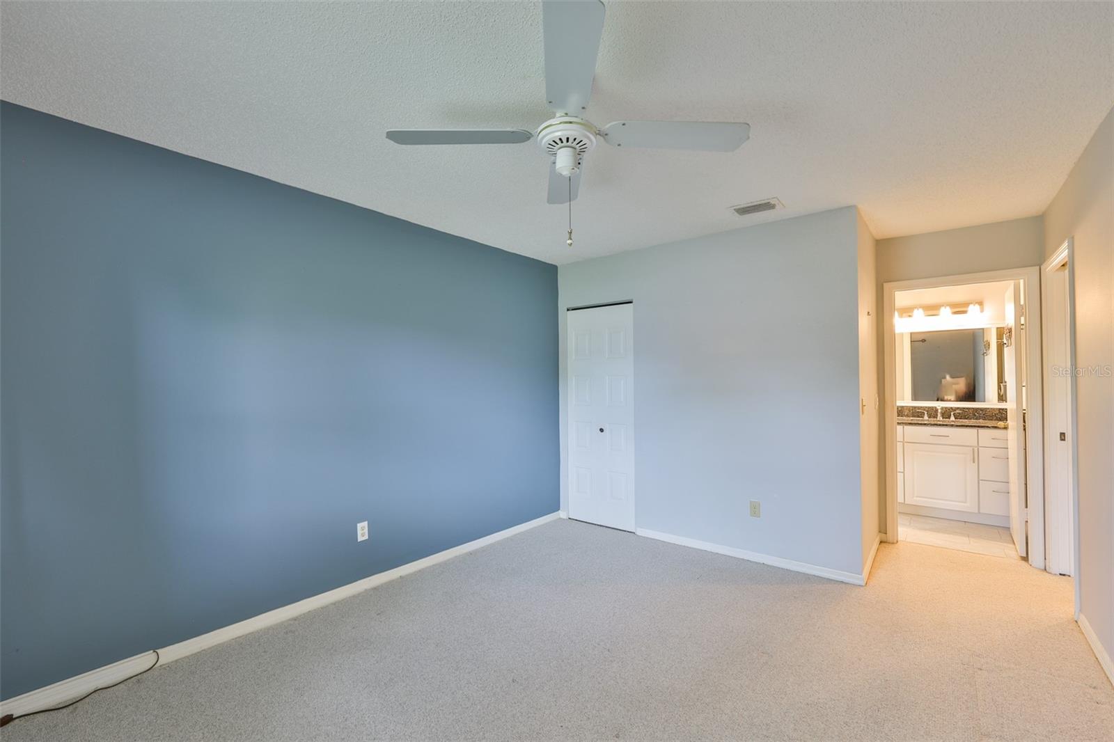 Image 21 of 36 For 2206 Horsham Place