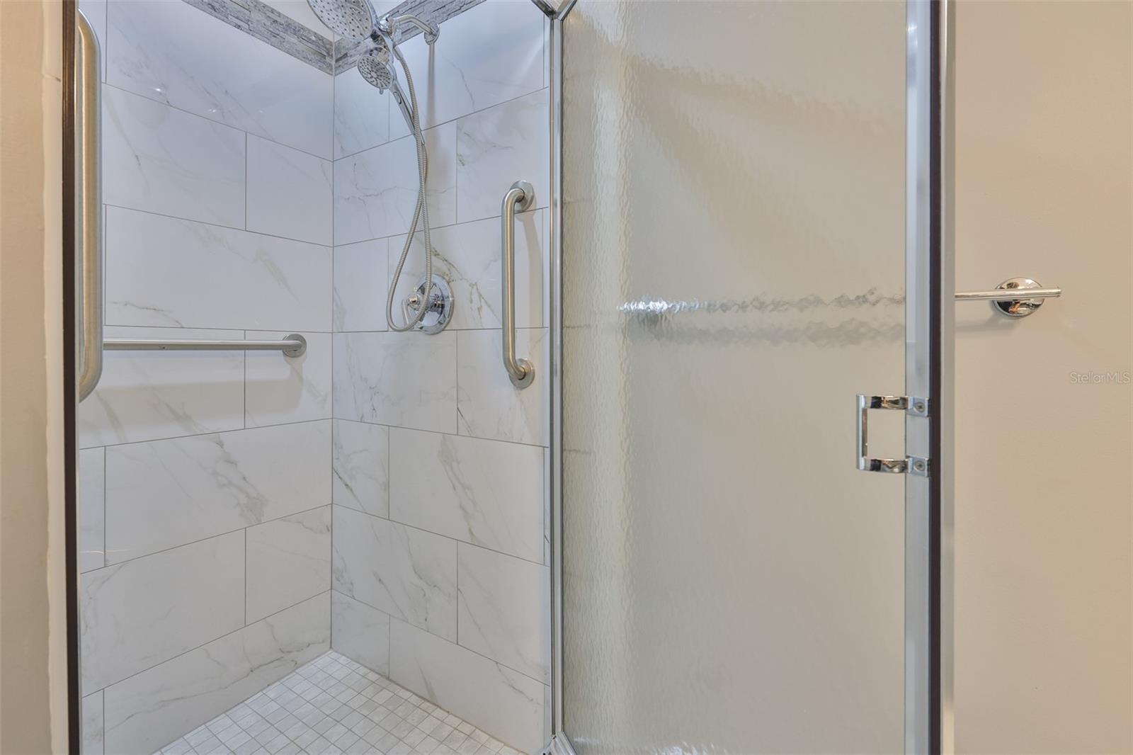 Image 25 of 36 For 2206 Horsham Place