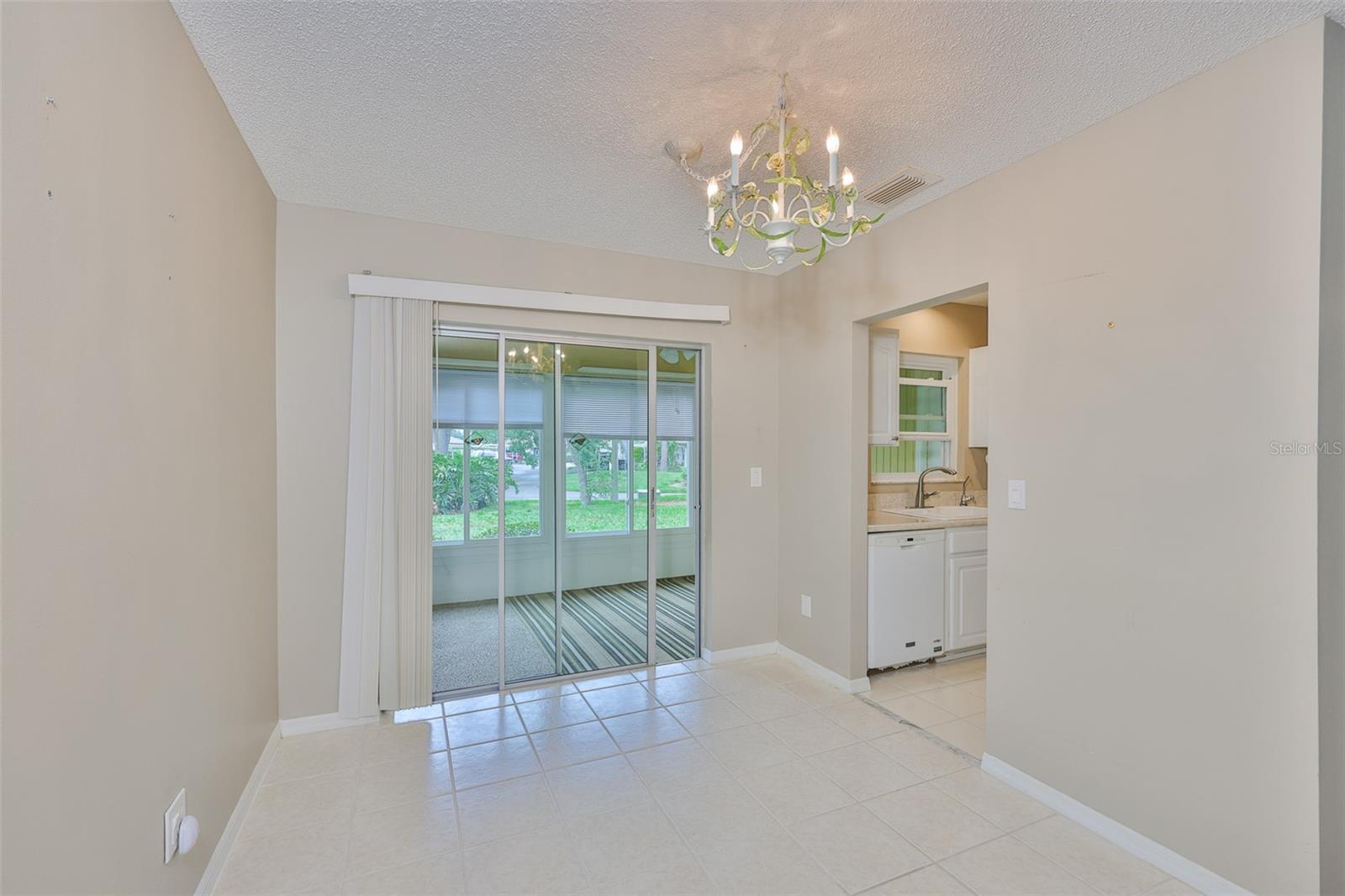 Image 9 of 36 For 2206 Horsham Place