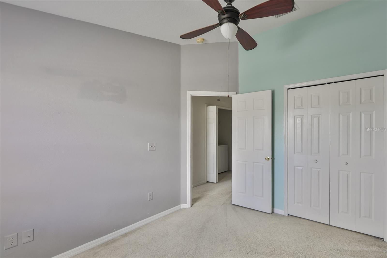 Image 24 of 35 For 9815 Carlsdale Drive